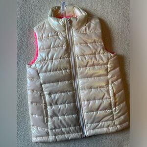 Ideology Iridescent Puffer Vest, pearly white and neon pink. Girl size medium